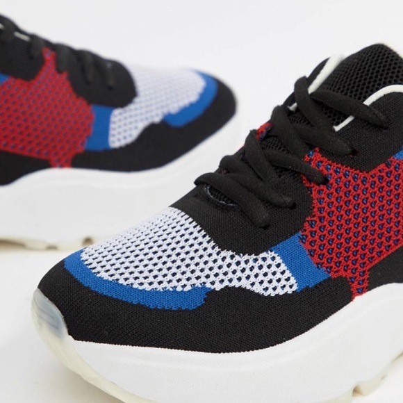 🌺HP🌺 Colorblock Sneakers - Picture 2 of 8